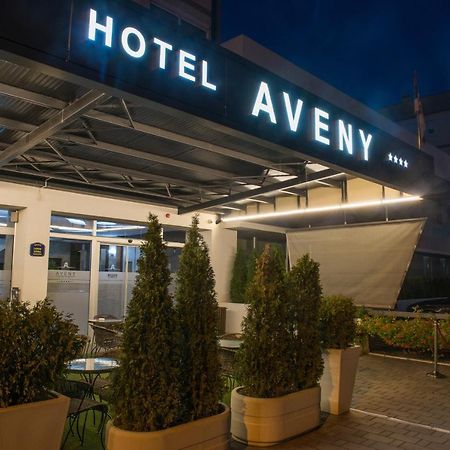 Garni Hotel Aveny Cacak Bagian luar foto