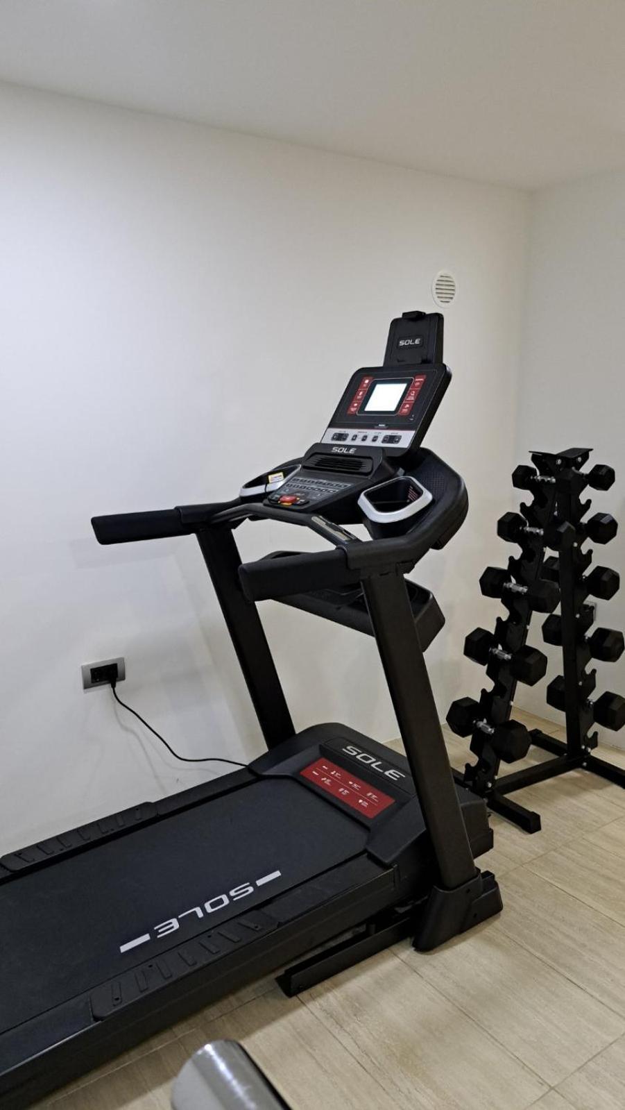 Garni Hotel Aveny Cacak Bagian luar foto